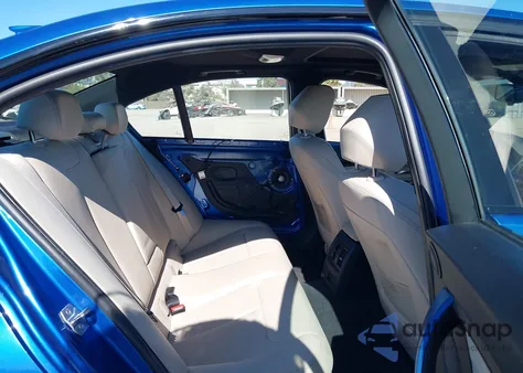 2015 BMW 328I z USA, uszkodzony, nr VIN WBA3C1C54FP116980